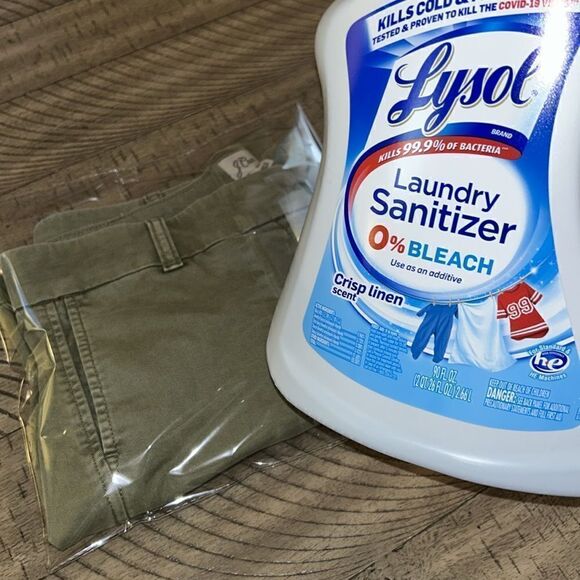 J Crew Travel 🧳 Shorts 🩳 4 Pockets for your gear ⚙️💴💳💄Sanitized & sealed! - Picture 16 of 17